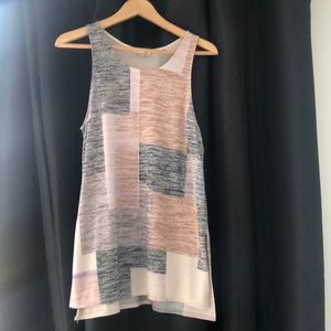 💚 2/$25 💚 | Aritzia Block pattern tank